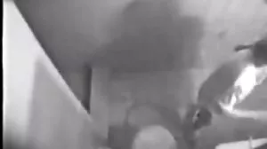 Solofilm med grymma Kira Noir från lesbiska filmer gratis Cherry Pimps