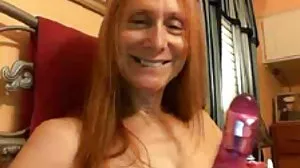 Pussy slickande skruv med ursnygga Tess Lyndon och Tracy Delicious från svensk lesbisk porr Clubseventeen